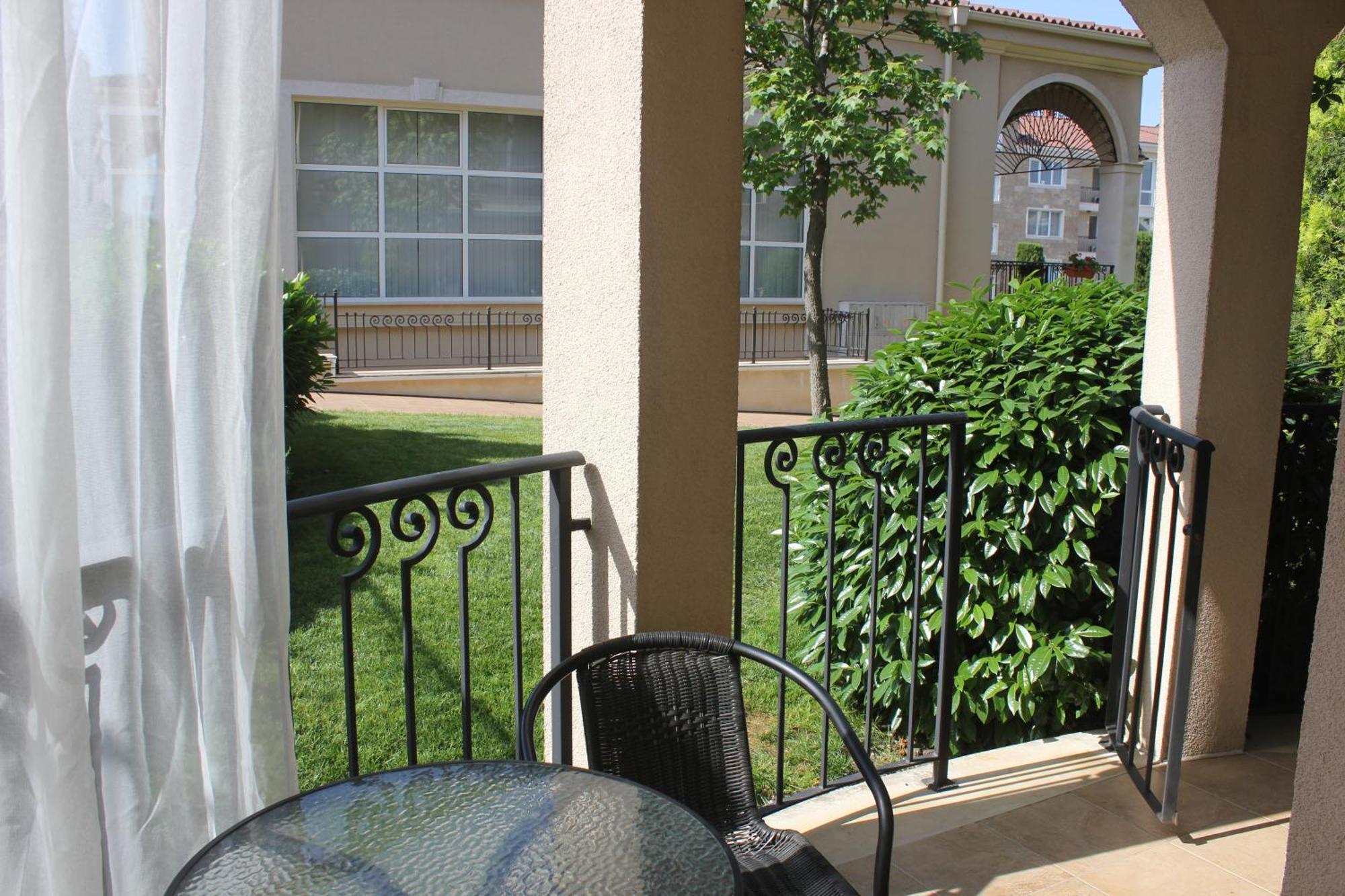 Atia Resort Chernomorets Exterior photo